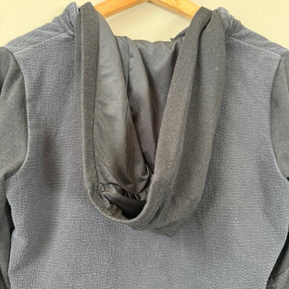 Gymshark Cropped Full Zip Hooded Sweatshirt Women's Small Black Workout Active - Picture 11 of 13